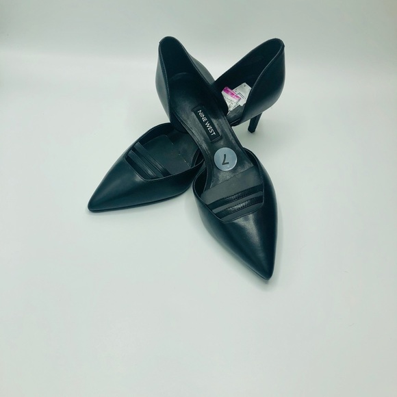 Nine West black shoes - Picture 2 of 8